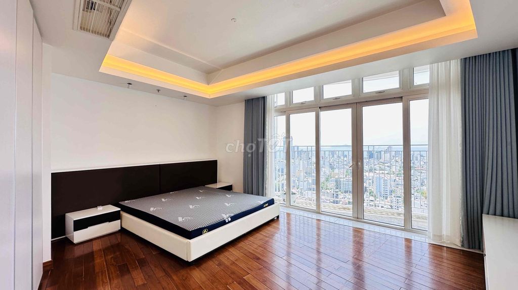Квартира, 2 спальни · 150 м² 6