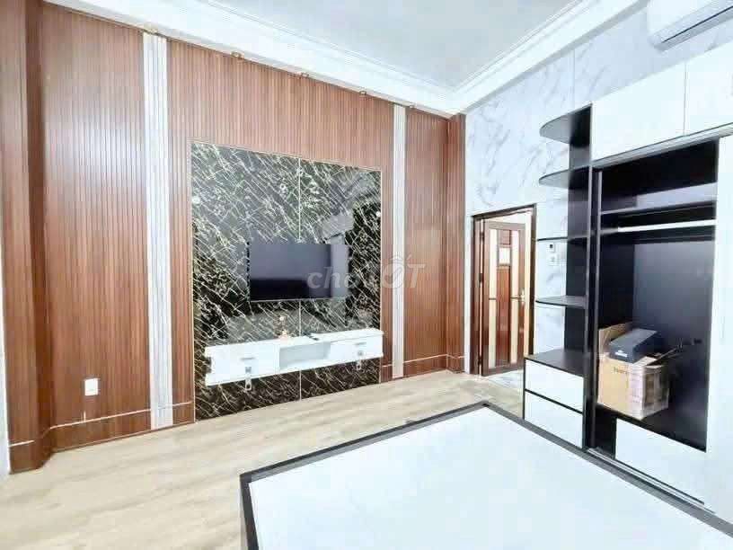 Дом, 5 спален · 125 м² 5