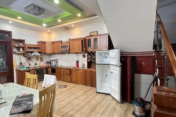 Дом, 4 спальни · 100 м² 2