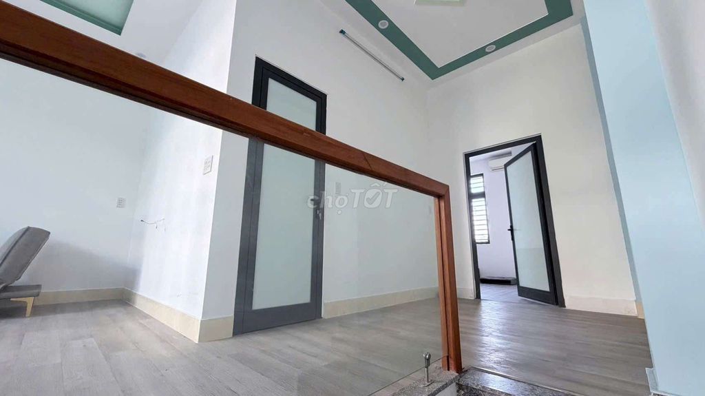 Дом, 3 спальни · 100 м² 2