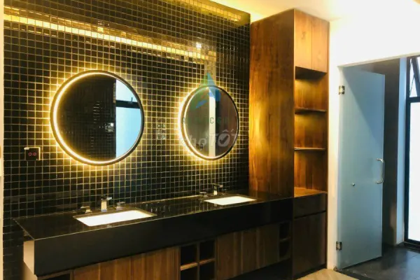 Дом, 4 спальни · 400 м² 5