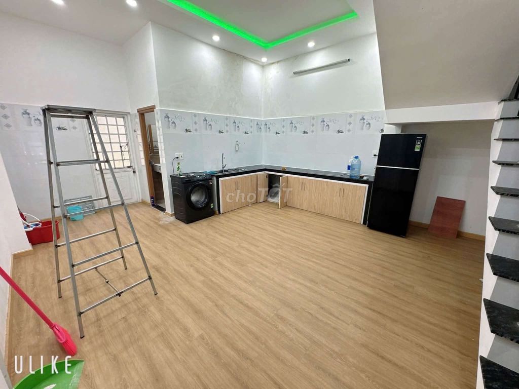 Дом, 4 спальни · 90 м² 6