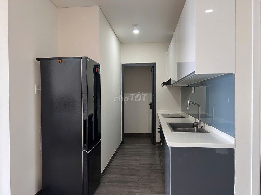 Квартира, 2 спальни · 70 м² 3