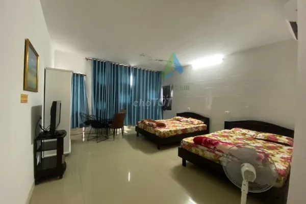 Дом, 11 спален · 100 м² 3