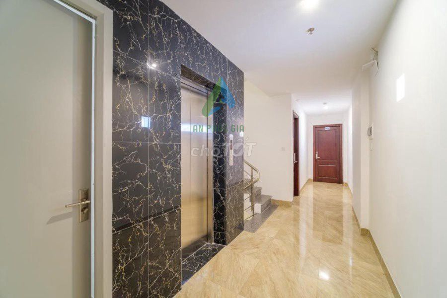 Дом, 11 спален · 200 м² 5
