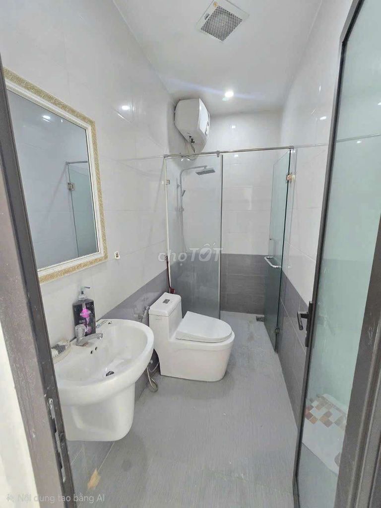 Дом, 4 спальни · 100 м² 5