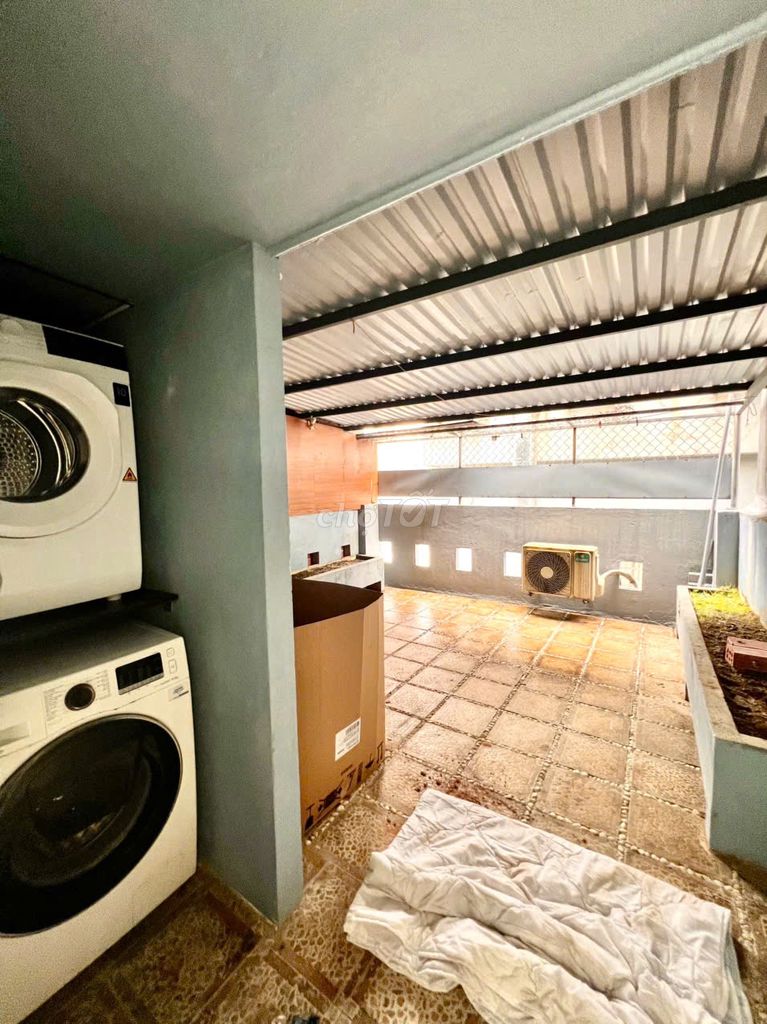 Дом, 4 спальни · 60 м² 3