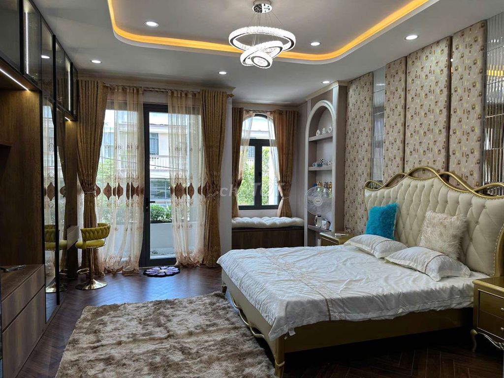 Дом, 3 спальни · 100 м² 10