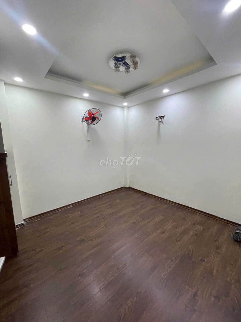 Дом, 3 спальни · 75 м² 5