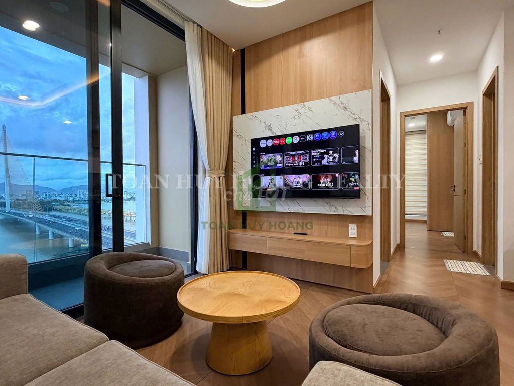 Квартира, 2 спальни · 70 м²