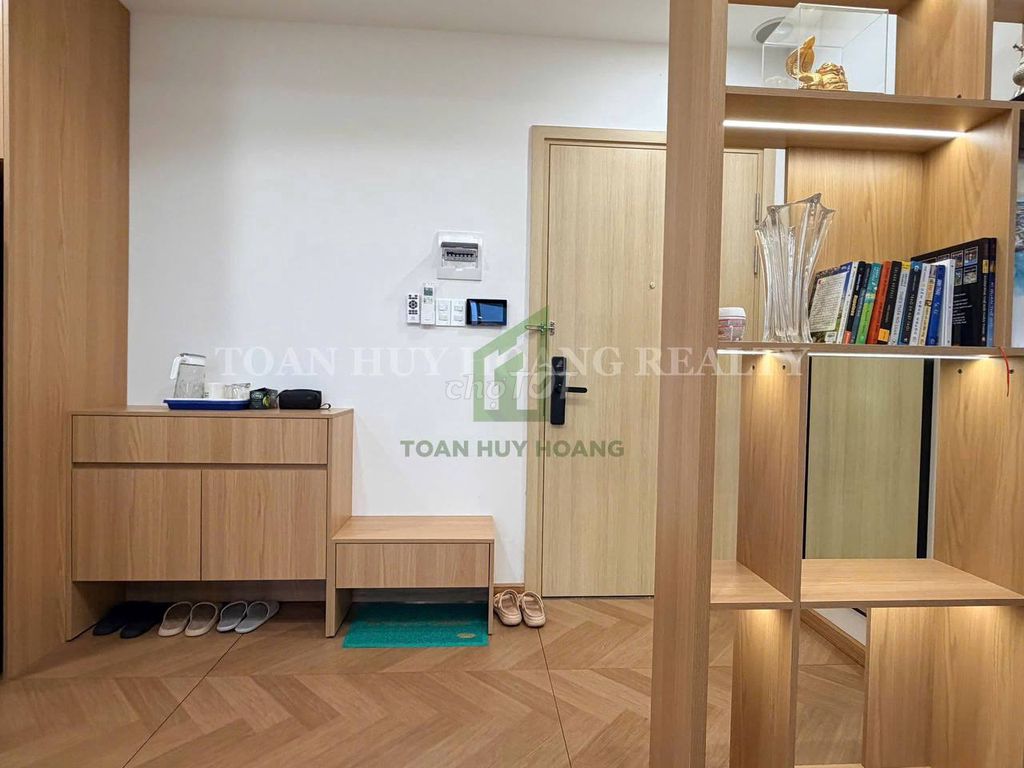 Квартира, 2 спальни · 70 м² 2