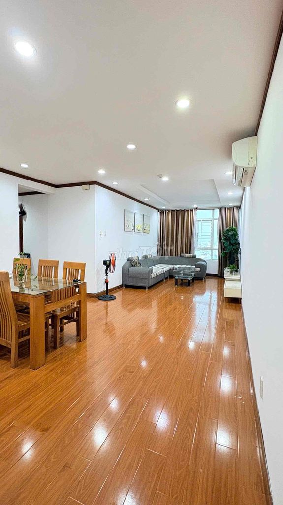 Квартира, 3 спальни · 117 м² 8