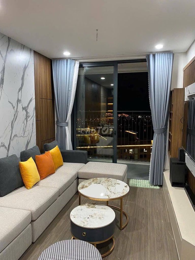 Квартира, 2 спальни · 70 м² 3