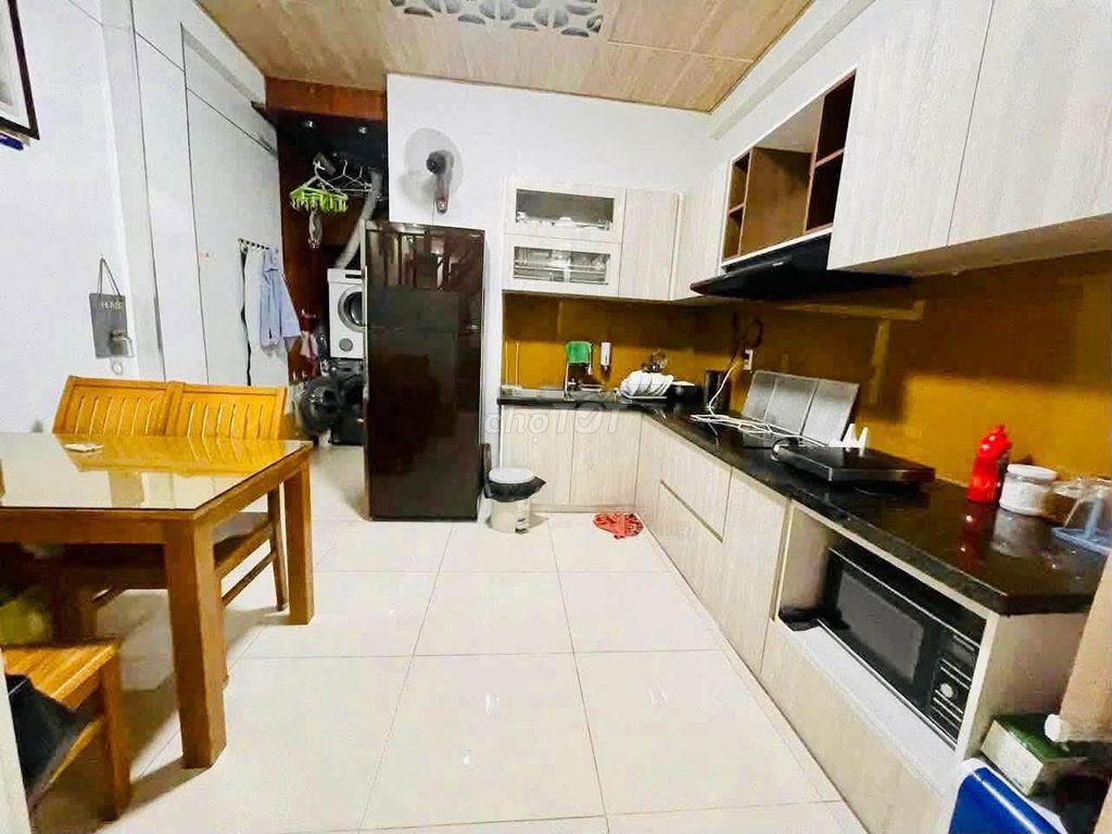 Дом, 2 спальни · 50 м²