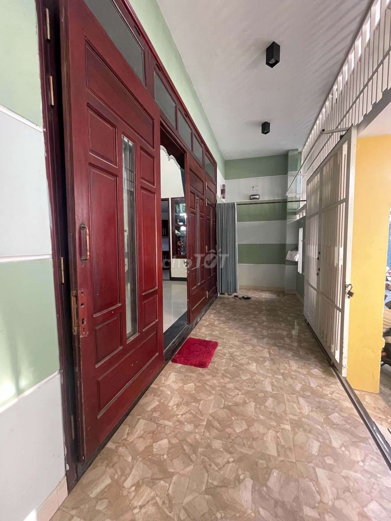 Дом, 3 спальни · 85 м² 3