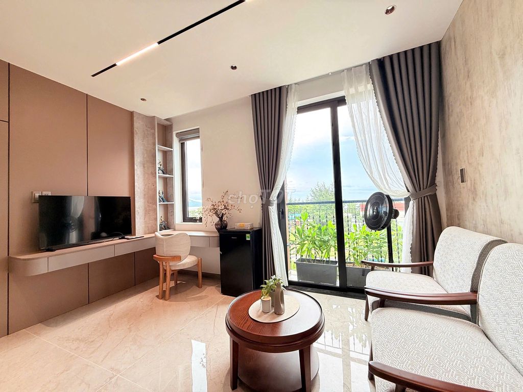 Квартира, 3 спальни · 100 м² 10
