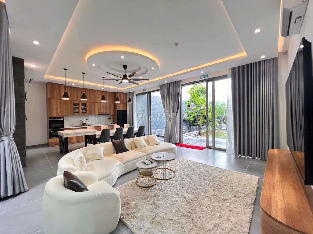 Дом, 6 спален · 200 м² 5