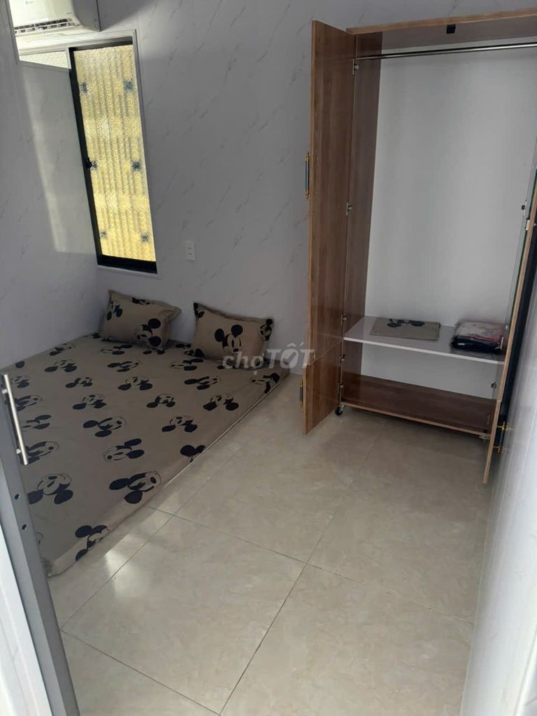 Квартира, 3 спальни · 50 м² 3