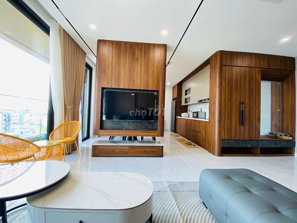 Квартира, 2 спальни · 80 м² 2