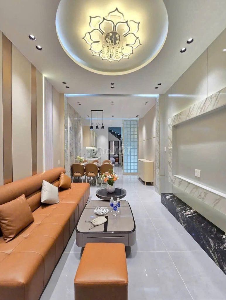 Дом, 5 спален · 50 м² 3
