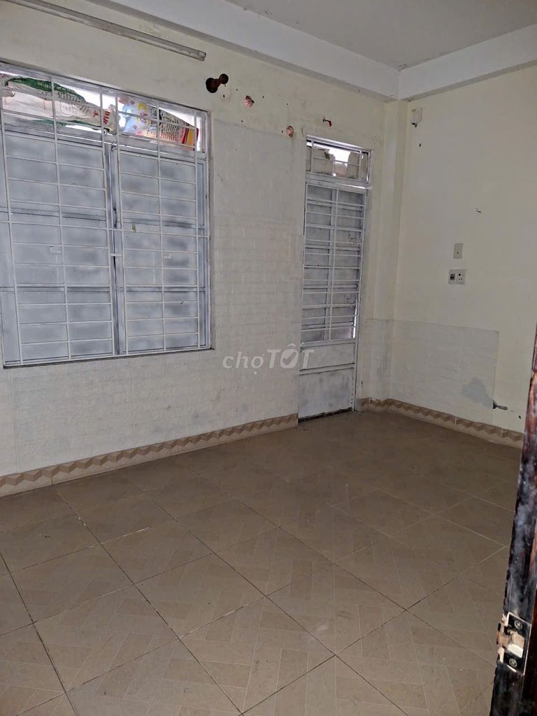 Дом, 6 спален · 100 м² 4