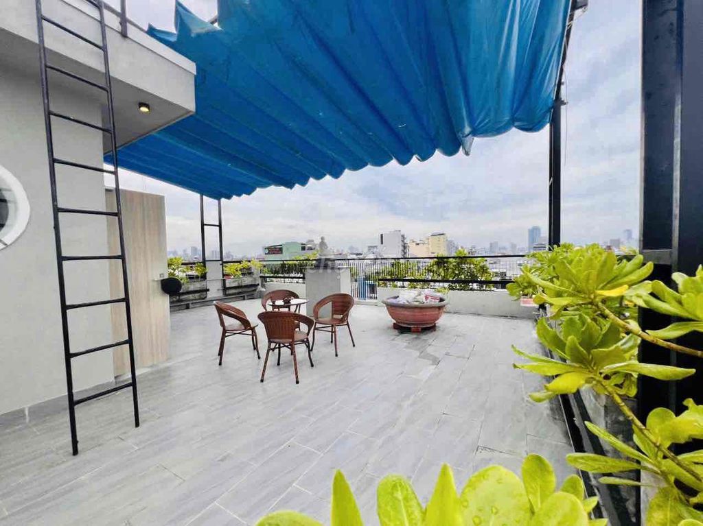 Дом, 6 спален · 180 м² 6