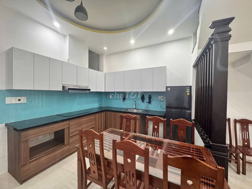 Дом, 3 спальни · 60 м² 3