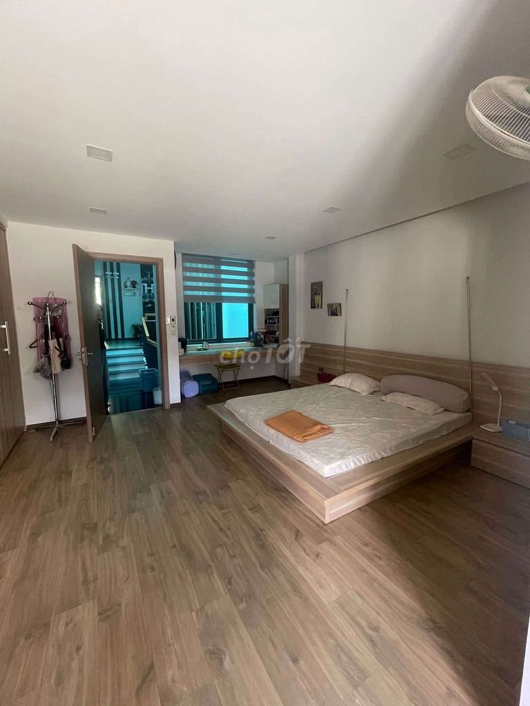 Дом, 4 спальни · 120 м² 5