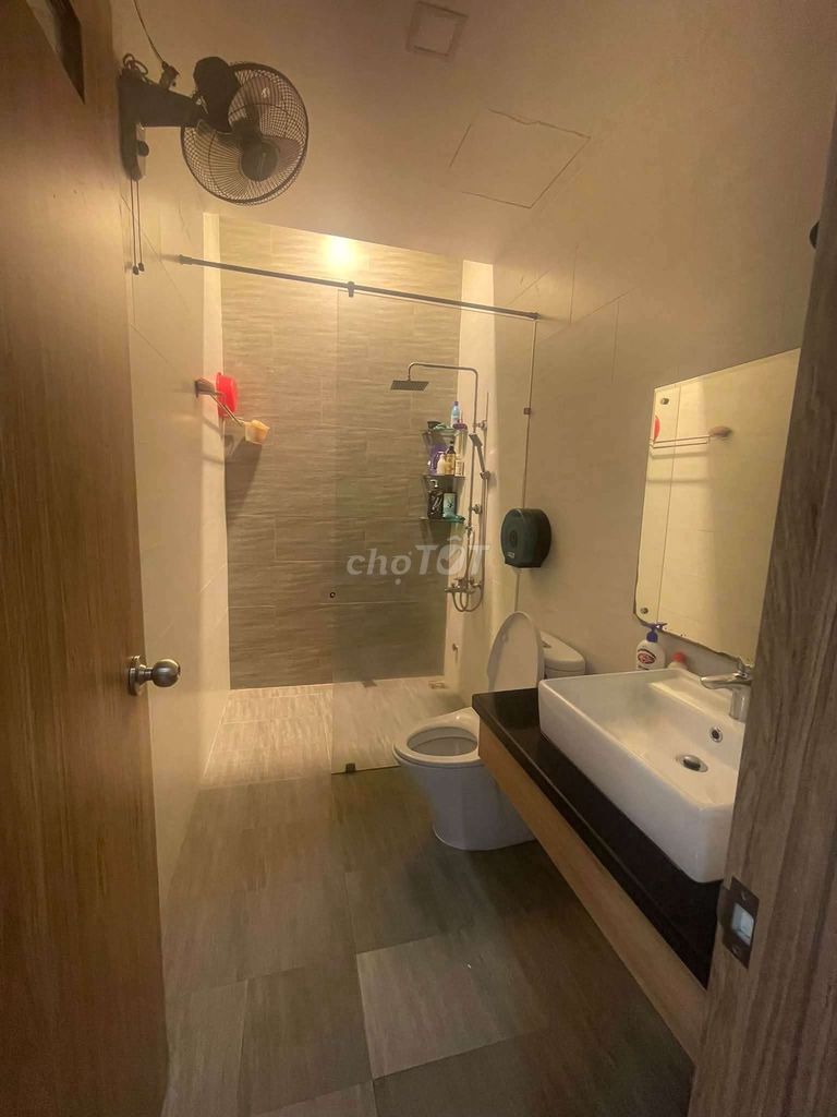 Дом, 4 спальни · 120 м² 6