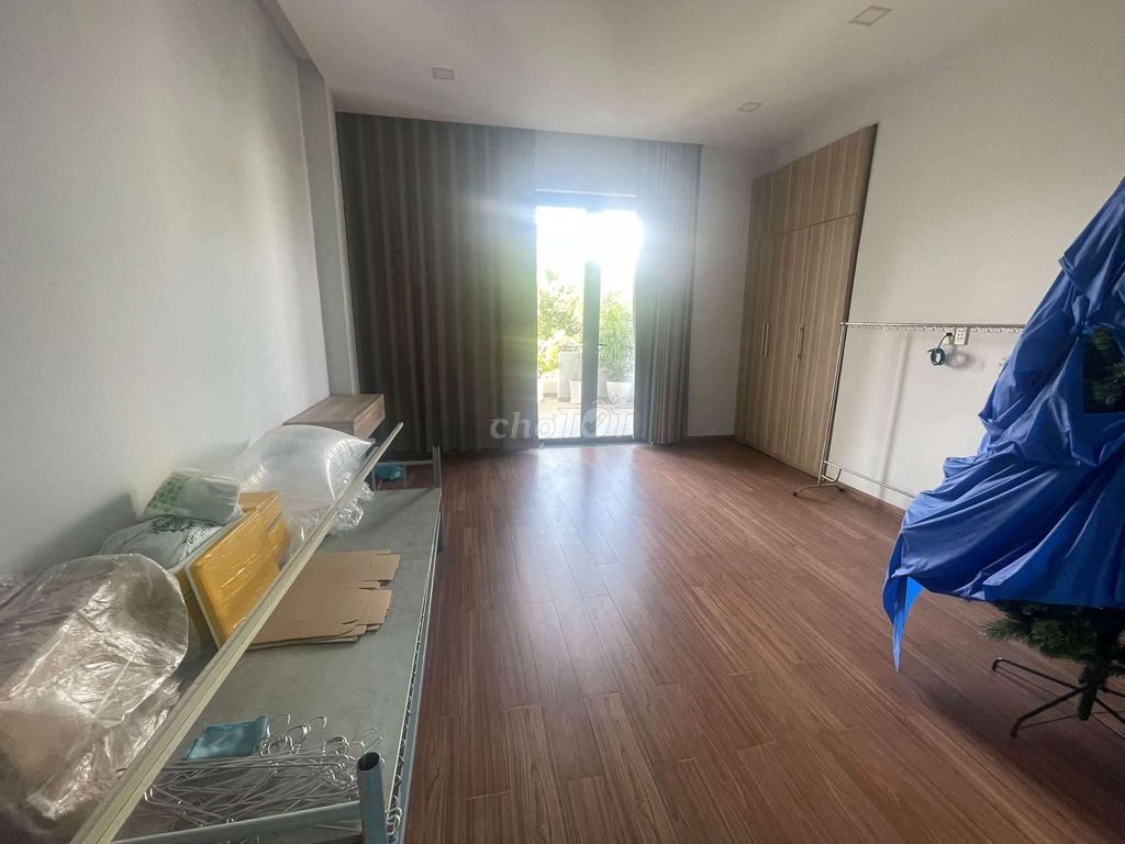 Дом, 4 спальни · 120 м² 7