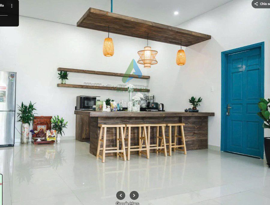 Дом, 6 спален · 360 м²