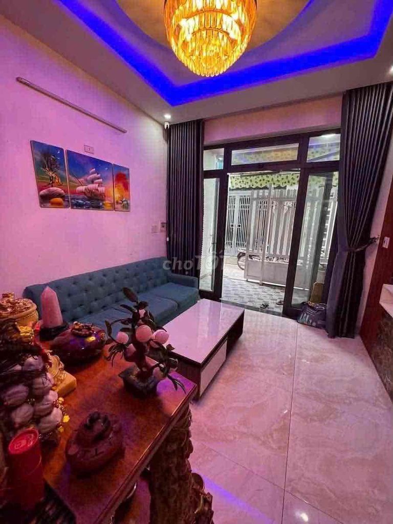 Дом, 3 спальни · 80 м² 2