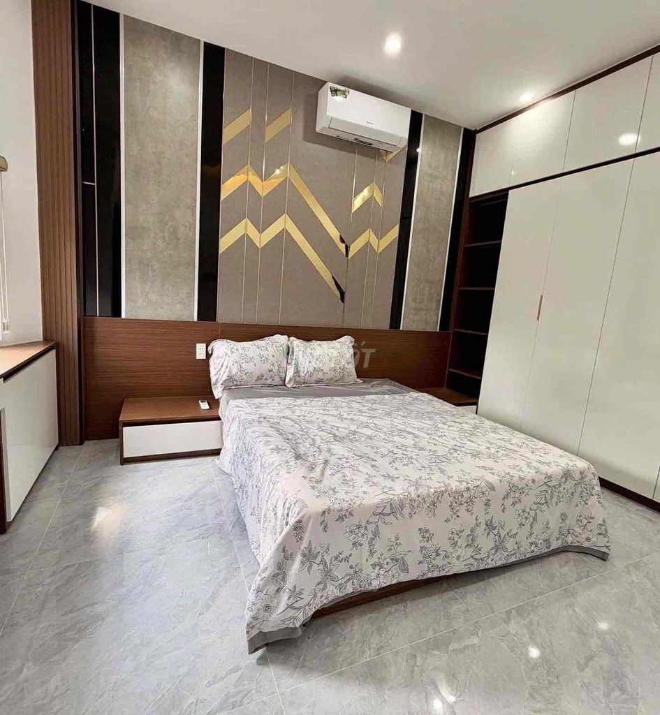 Дом, 3 спальни · 70 м² 2