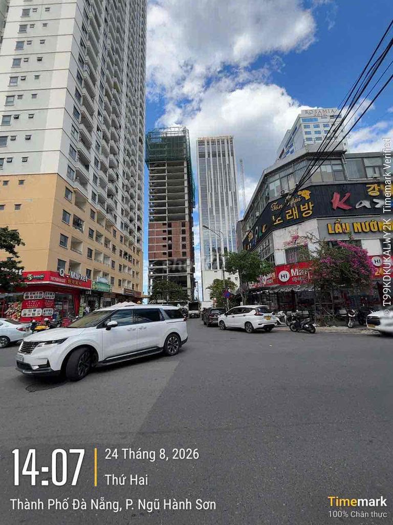 Квартира, 2 спальни · 60 м² 2