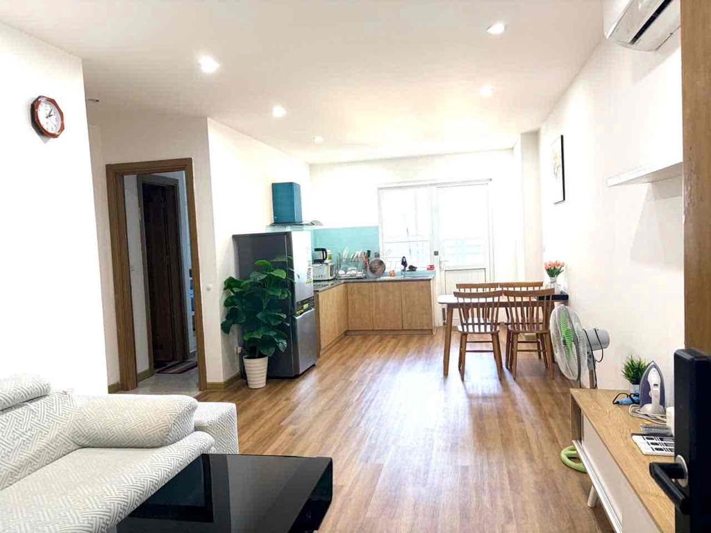 Квартира, 2 спальни · 60 м² 3