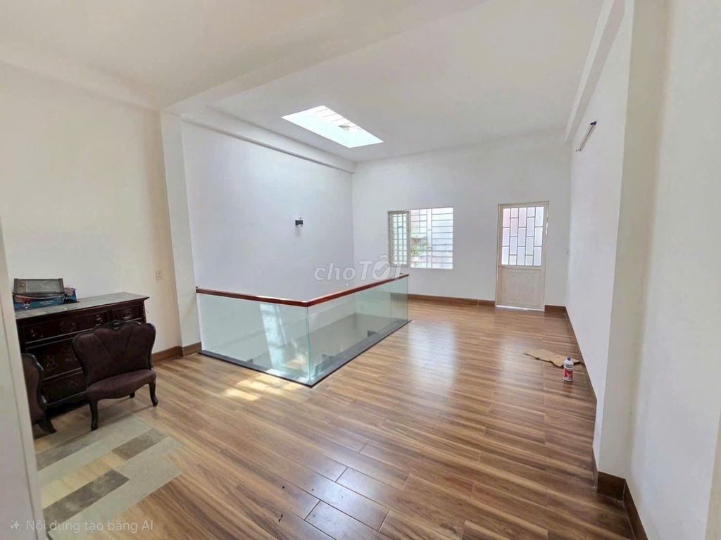 Дом, 4 спальни · 120 м² 3