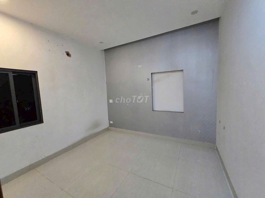 Дом, 4 спальни · 120 м² 6
