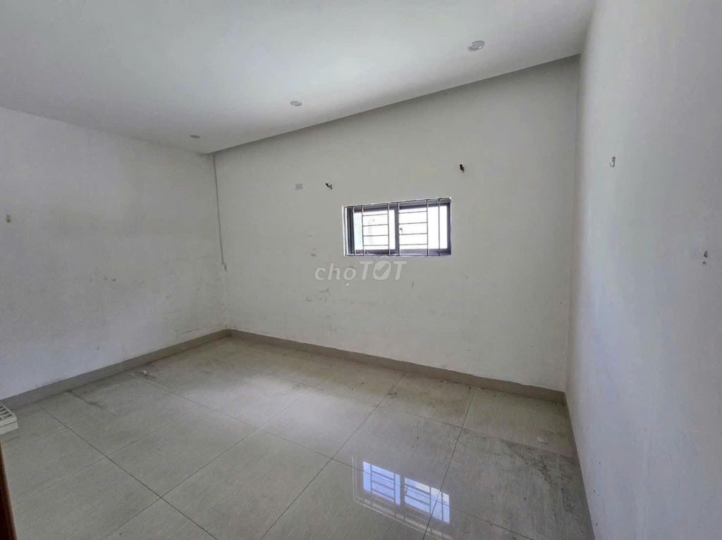 Дом, 4 спальни · 120 м² 9