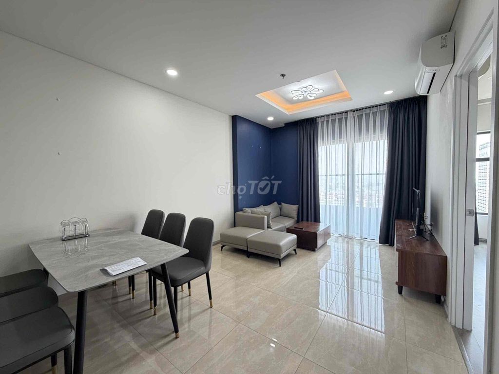 Квартира, 2 спальни · 82 м² 2