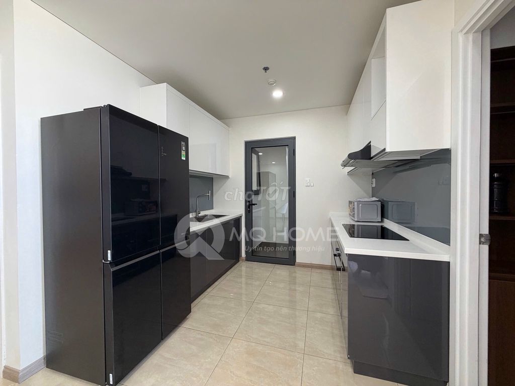 Квартира, 3 спальни · 101 м² 9