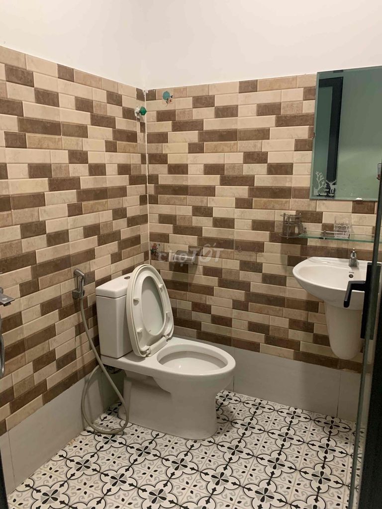 Дом, 10 спален · 100 м² 3