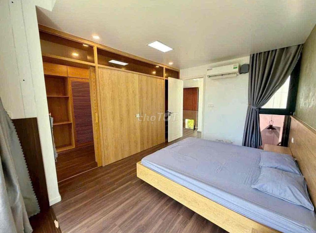 Дом, 3 спальни · 260 м² 4