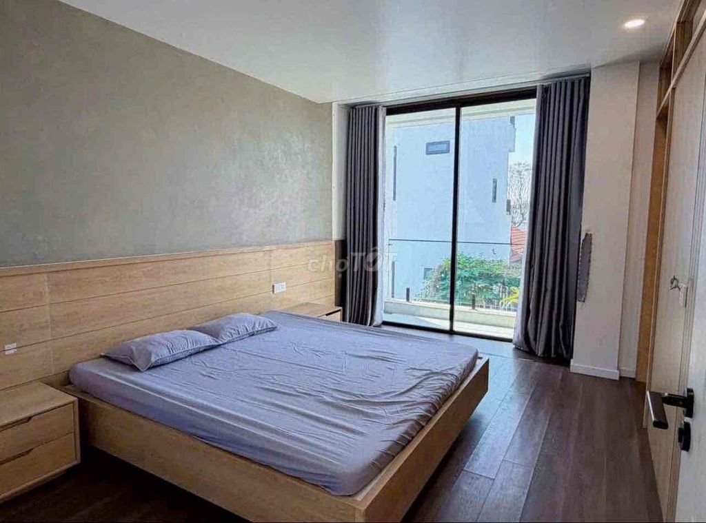 Дом, 3 спальни · 260 м² 6