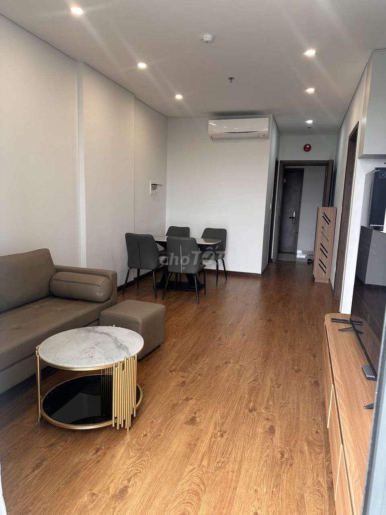 Квартира, 2 спальни · 64 м²