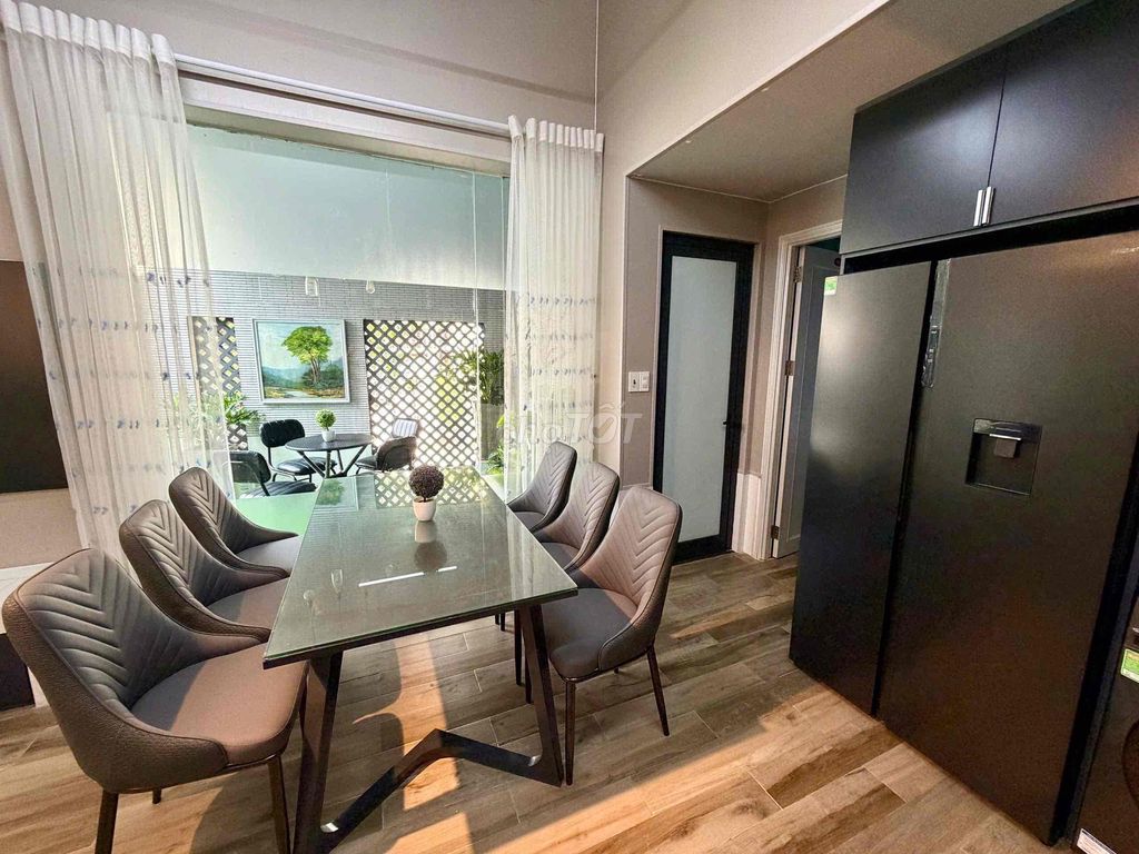 Дом, 3 спальни · 150 м² 2