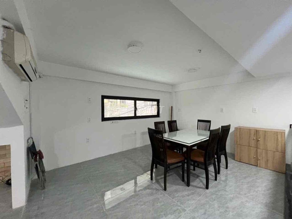 Дом, 4 спальни · 60 м² 3