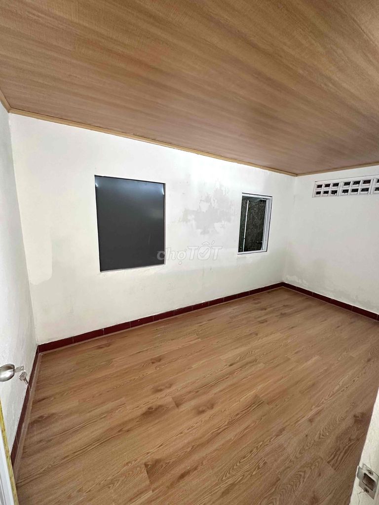 Дом, 3 спальни · 90 м² 4