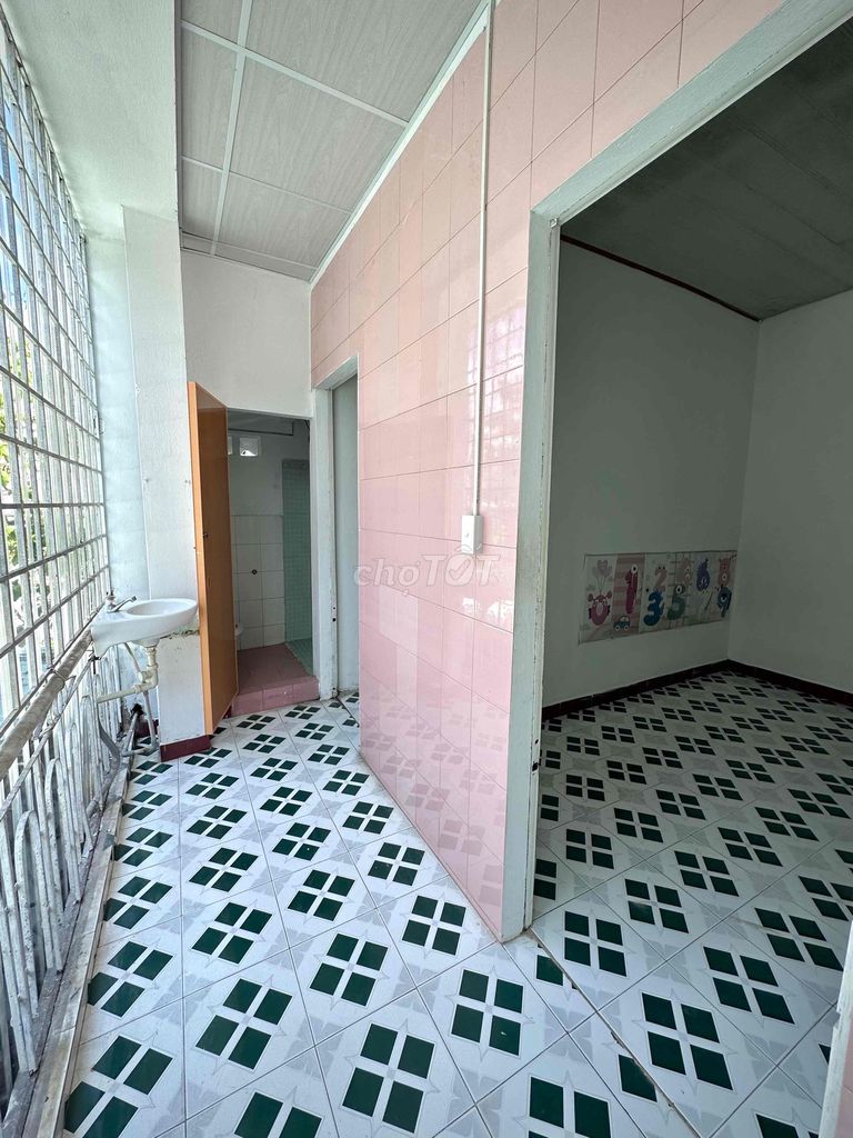 Дом, 3 спальни · 90 м² 6