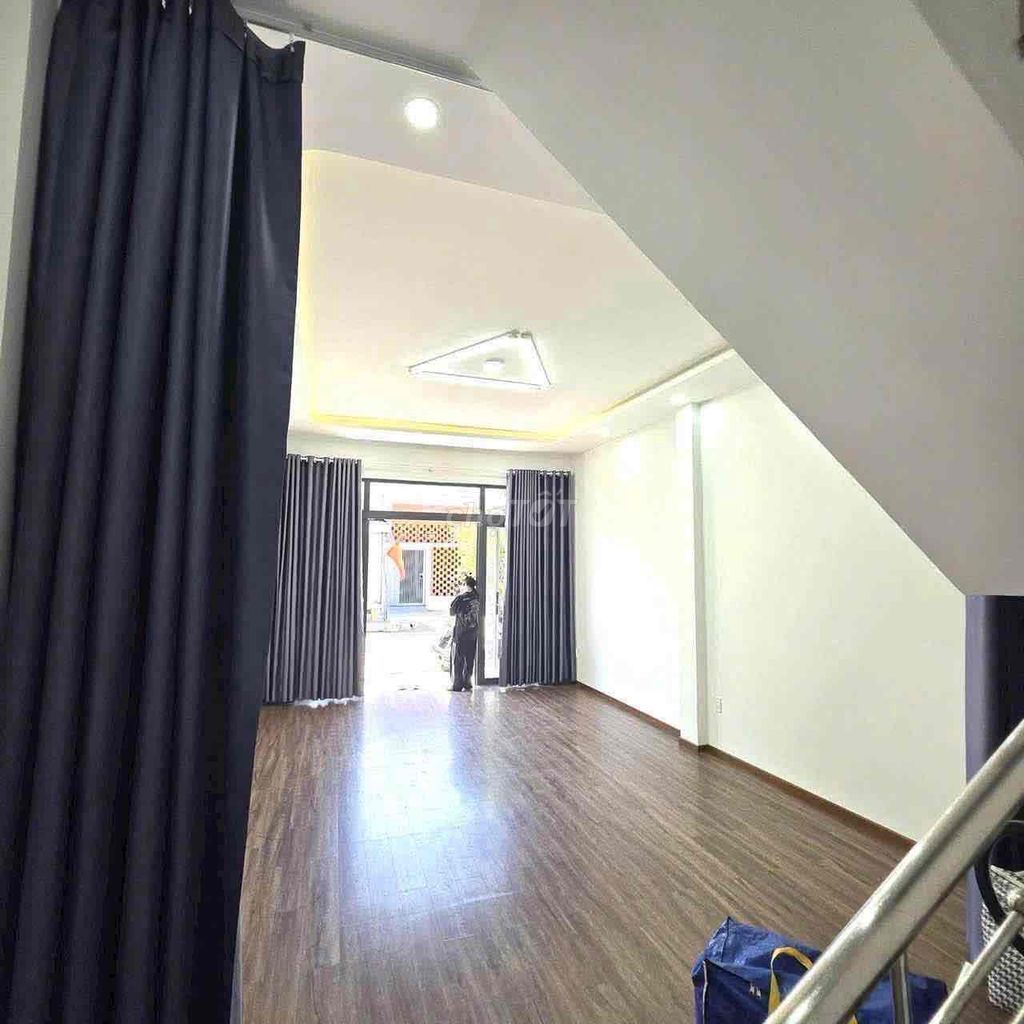 Дом, 3 спальни · 75 м² 2