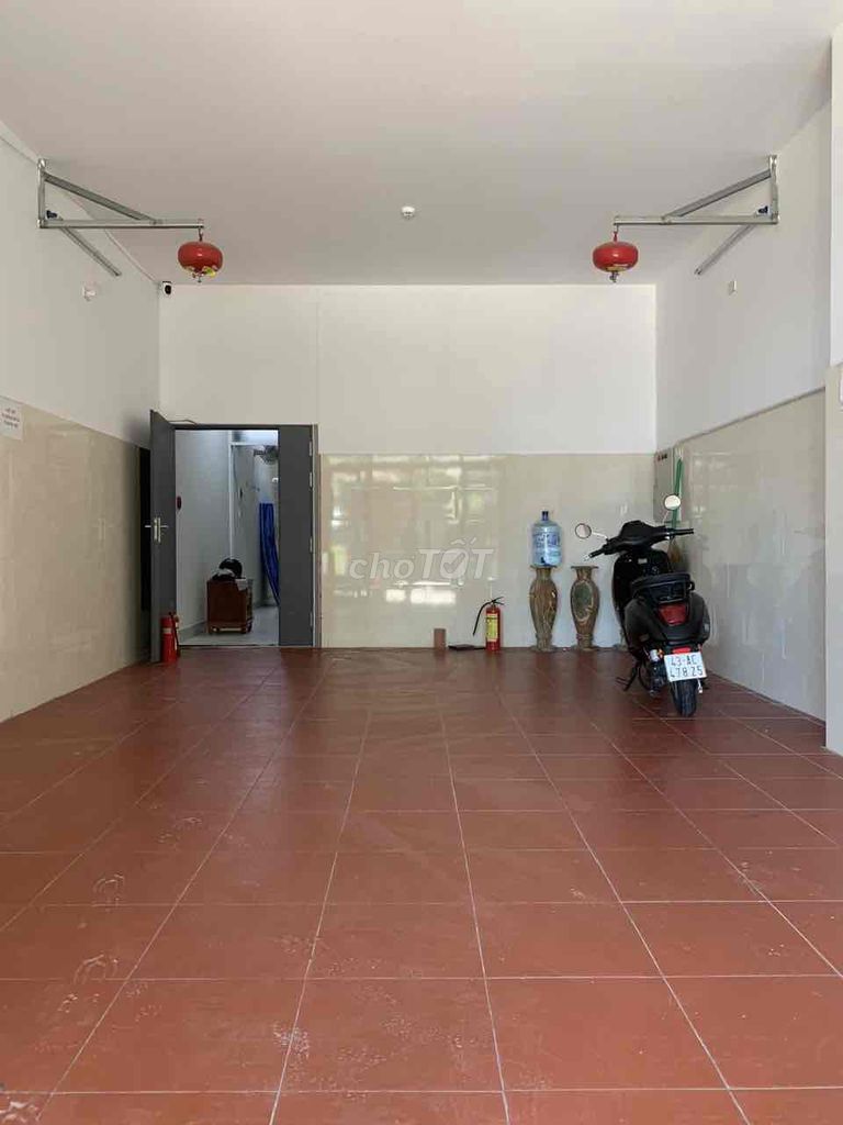 Квартира, 10 спален · 40 м² 2
